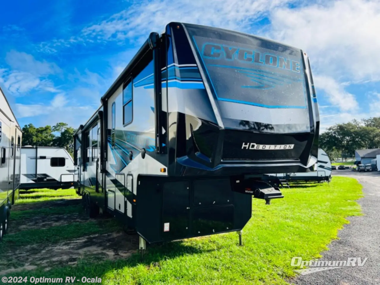 New 2025 Heartland Cyclone 4014C available in Ocala, Florida