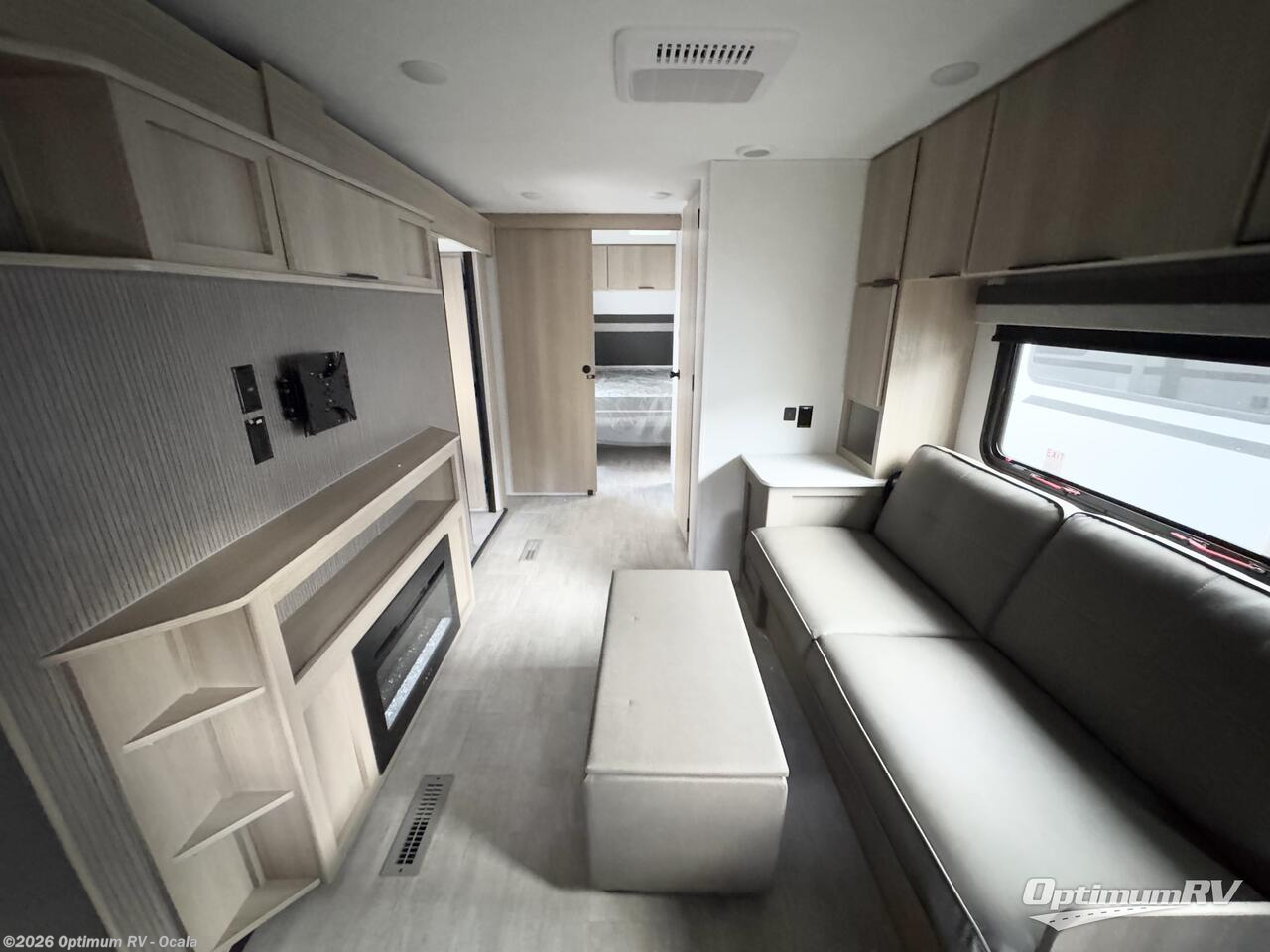 New 2025 Dutchmen Kodiak Ultra-Lite 241BHSL available in Ocala, Florida
