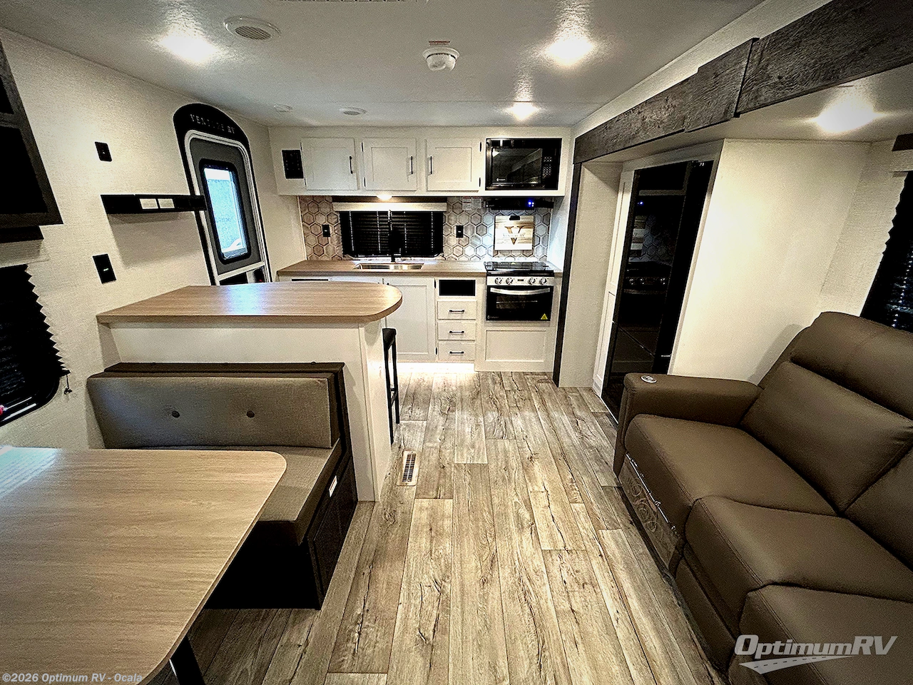 New 2025 Venture RV Sienna SA231VRK available in Ocala, Florida