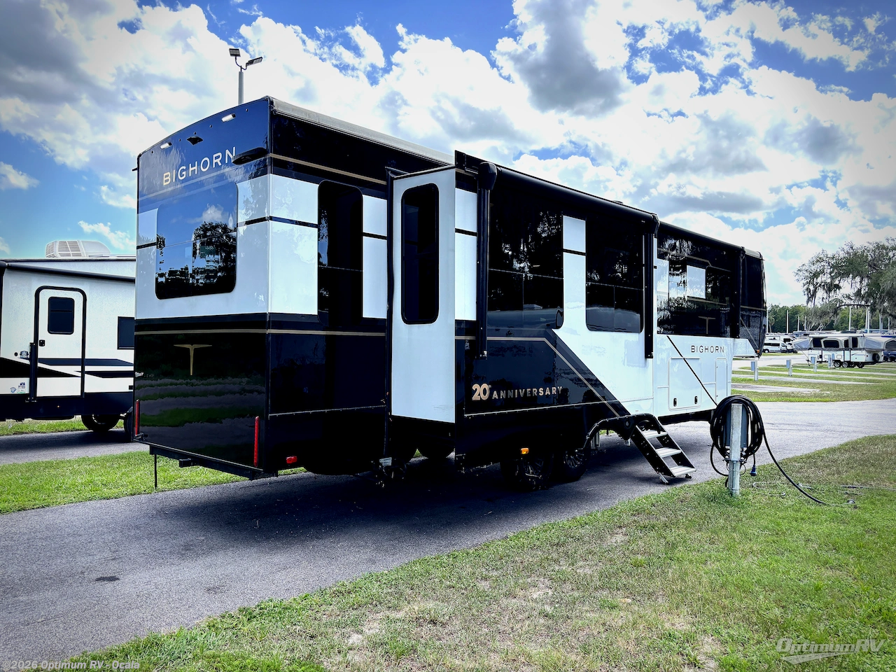 2025 Heartland Bighorn 331RL - New Fifth Wheel For Sale by Optimum RV - Ocala in Ocala, Florida features Awning, Slideout