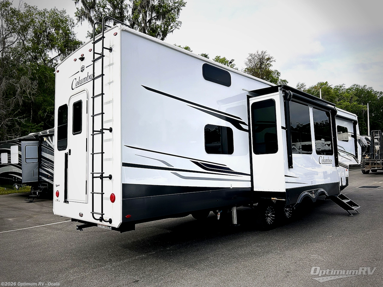 2025 Palomino Columbus 376DS - New Fifth Wheel For Sale by Optimum RV - Ocala in Ocala, Florida features Slideout, Awning
