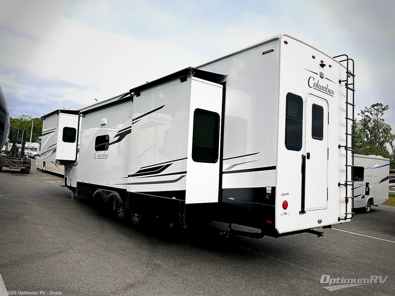 2025 Columbus 376DS by Palomino from Optimum RV - Ocala in Ocala, Florida
