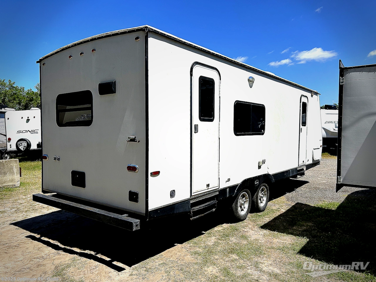 2013 Venture RV SportTrek 250VRK - Used Travel Trailer For Sale by Optimum RV - Ocala in Ocala, Florida features Slideout