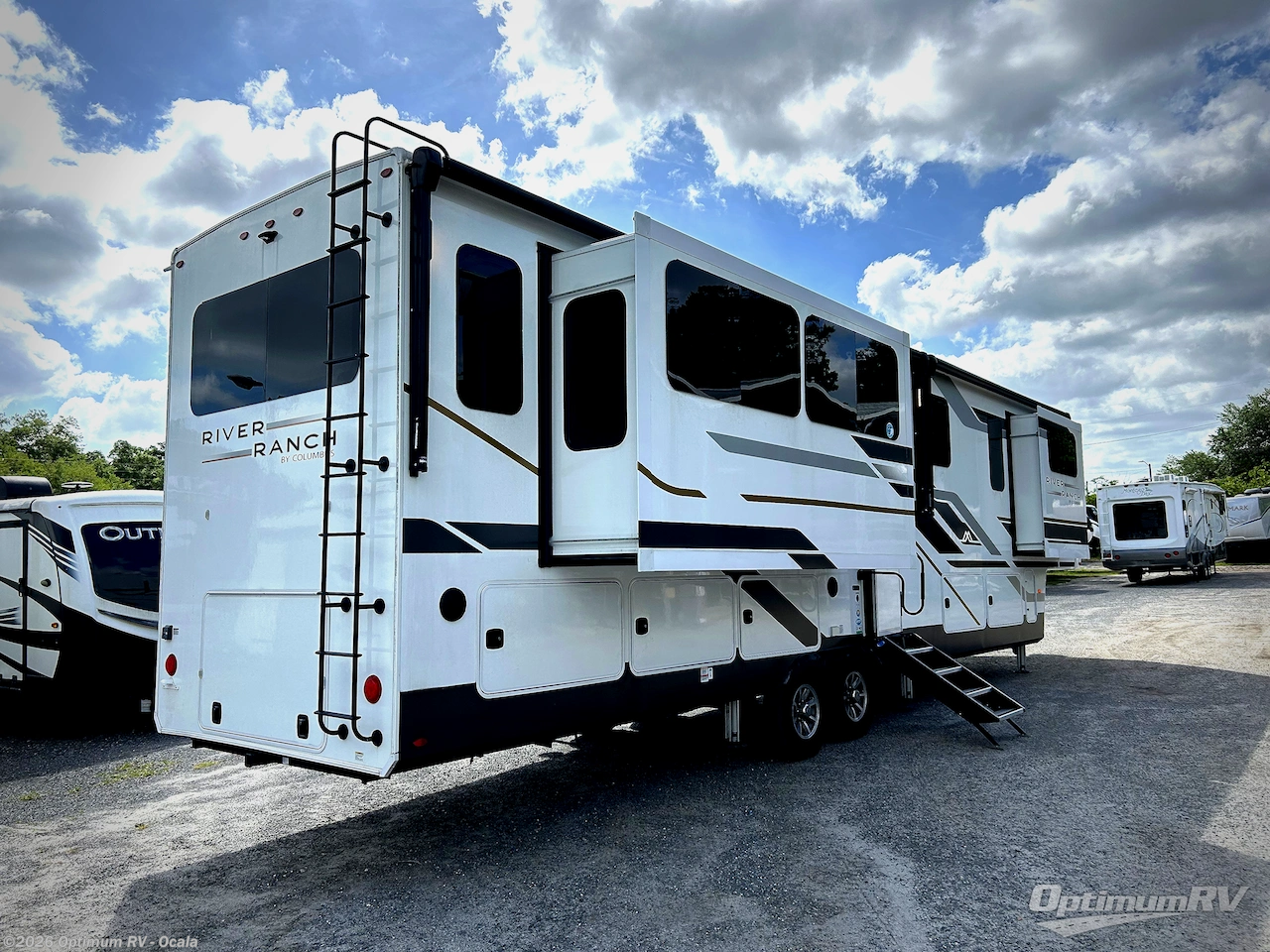2023 Palomino River Ranch 393RL - Used Fifth Wheel For Sale by Optimum RV - Ocala in Ocala, Florida features Awning, Slideout