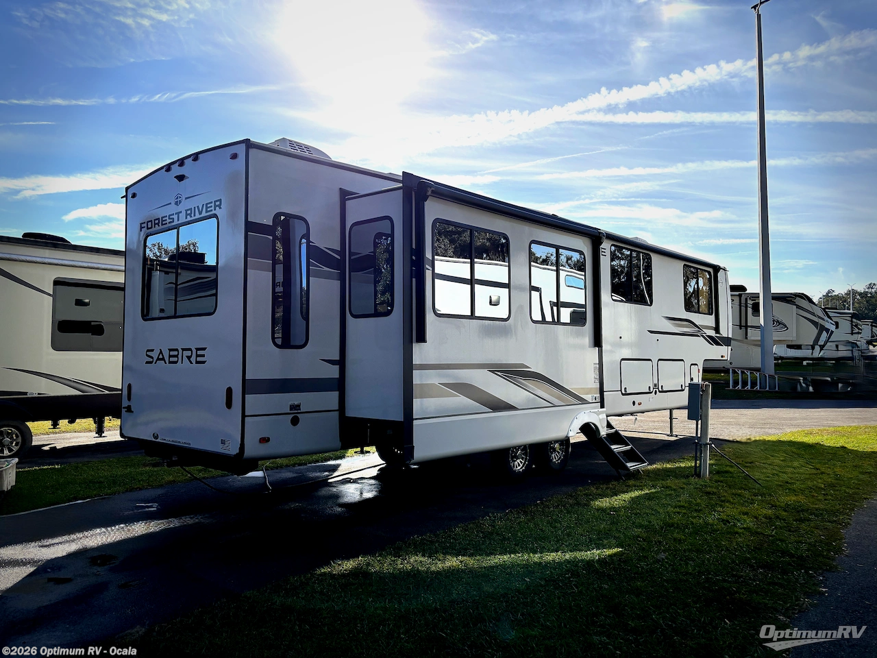 2026 Forest River Sabre 36FLX - New Fifth Wheel For Sale by Optimum RV - Ocala in Ocala, Florida features Awning, Slideout