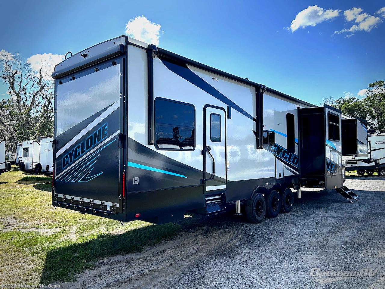 2026 Heartland Cyclone 4008 - New Fifth Wheel For Sale by Optimum RV - Ocala in Ocala, Florida features Slideout, Awning