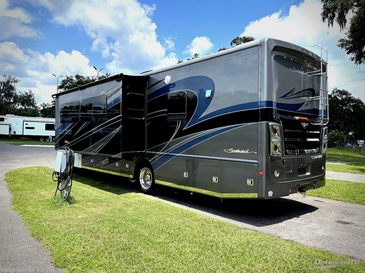 2022 Southwind 35K by Fleetwood from Optimum RV - Ocala in Ocala, Florida