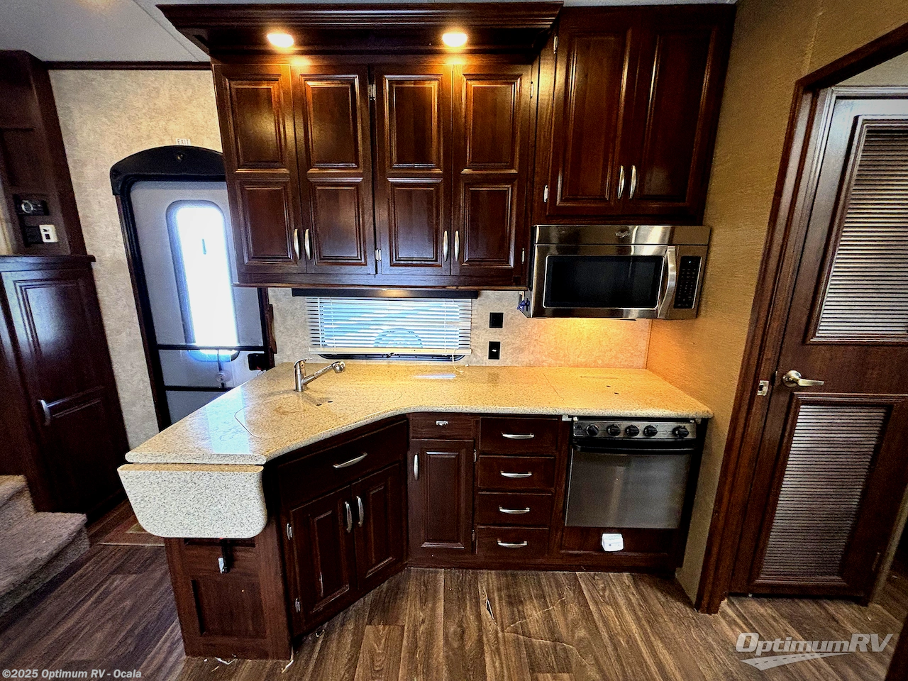 Used 2014 Keystone Mountaineer 375FLF available in Ocala, Florida