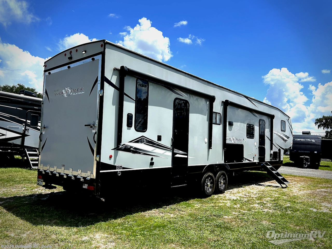 2022 Forest River Cherokee Wolf Pack 365PACK16 - Used Fifth Wheel For Sale by Optimum RV - Ocala in Ocala, Florida features Awning, Slideout