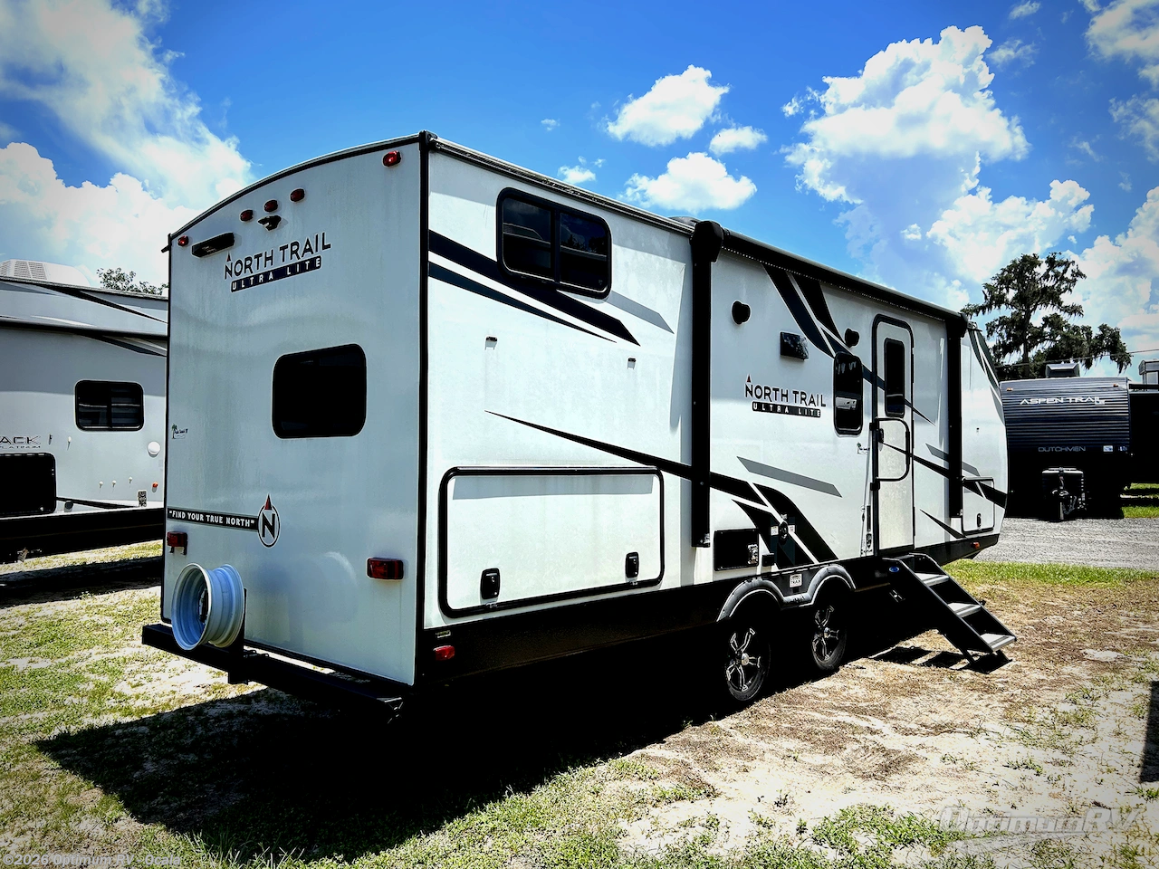 2023 Heartland North Trail 24BHS - Used Travel Trailer For Sale by Optimum RV - Ocala in Ocala, Florida features Slideout, Awning