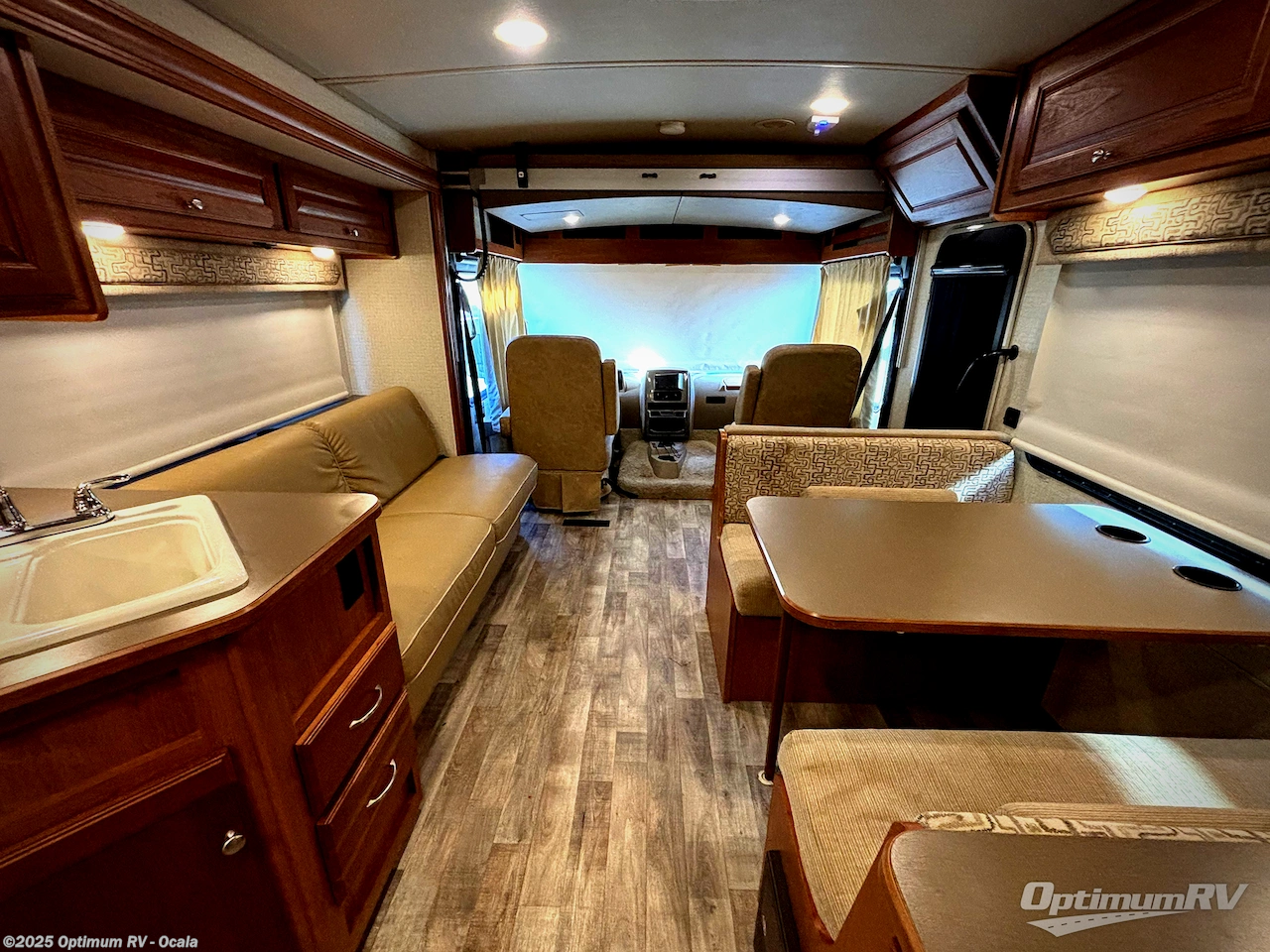 2017 Sunstar 29VE by Winnebago from Optimum RV - Ocala in Ocala, Florida