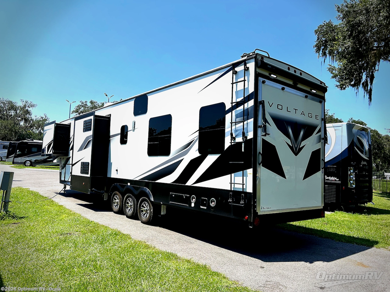 2022 Voltage 4015 by Dutchmen from Optimum RV - Ocala in Ocala, Florida