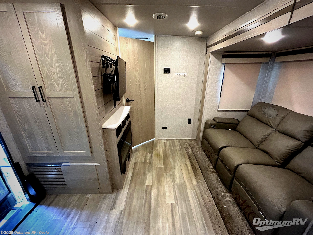 Used 2022 Forest River Rockwood Mini Lite 2516S available in Ocala, Florida