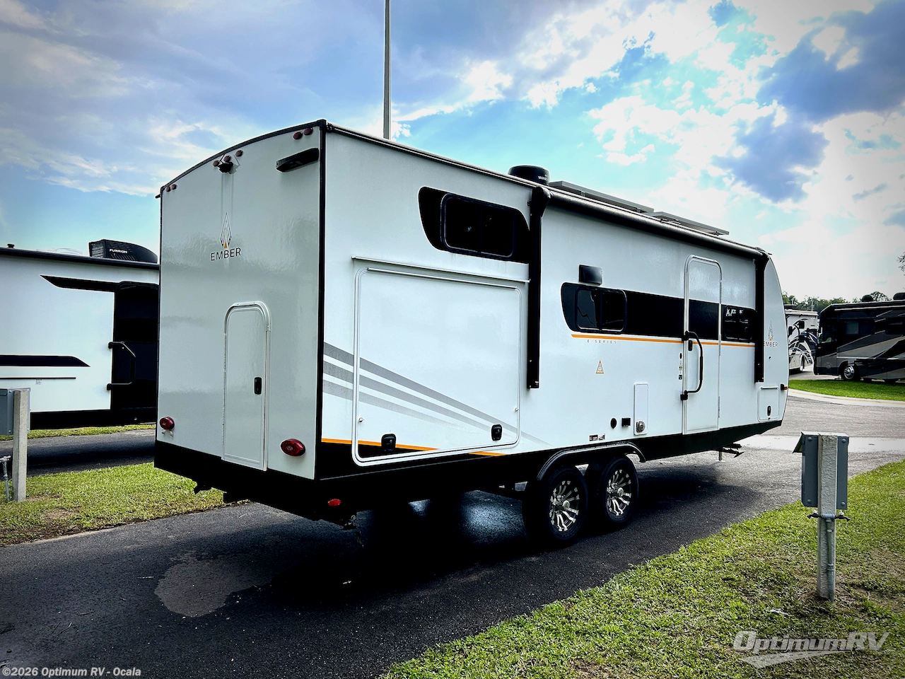 2025 Ember RV E-Series 22ETS - Used Travel Trailer For Sale by Optimum RV - Ocala in Ocala, Florida features Slideout, Awning