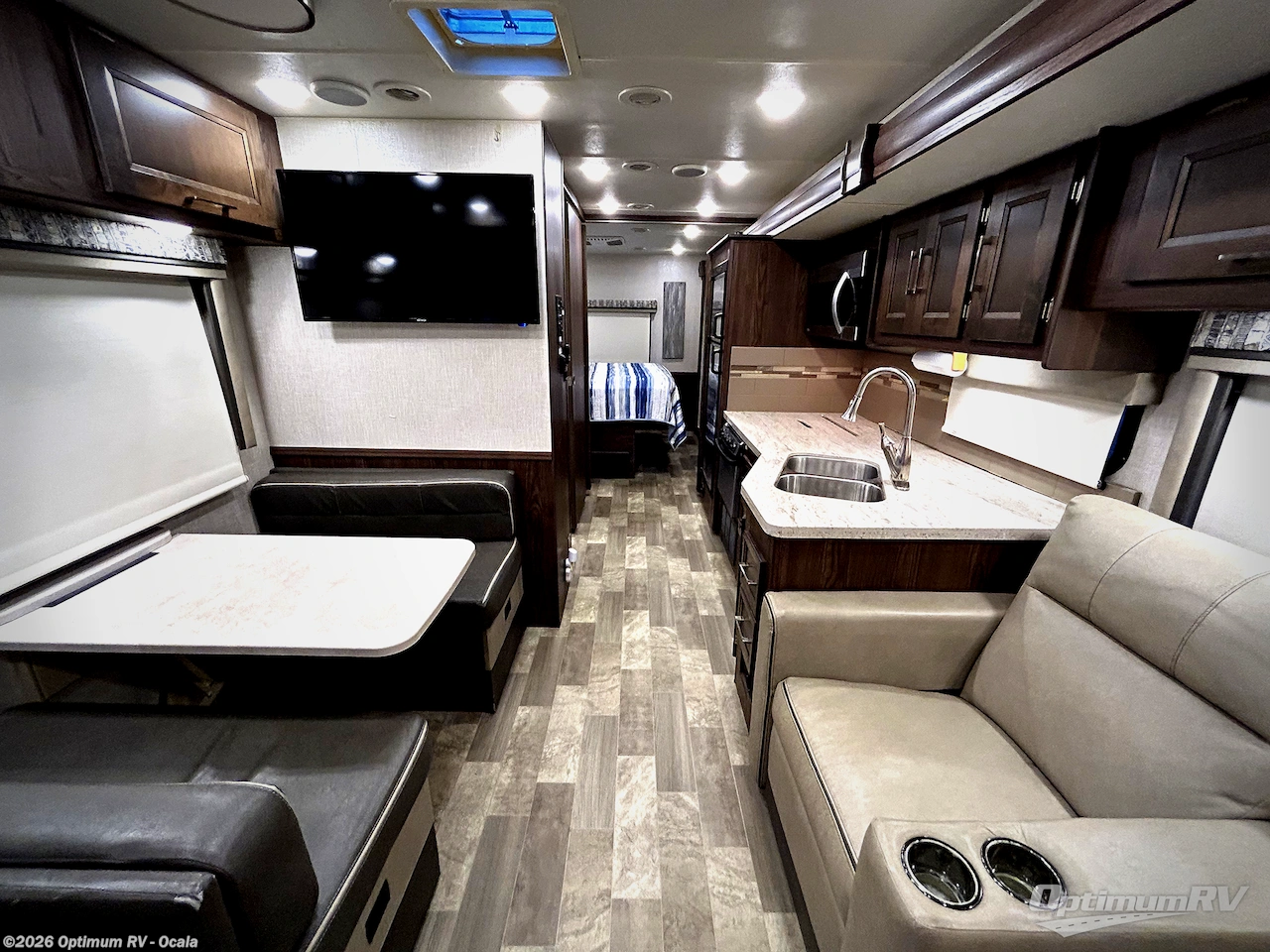 Used 2019 Coachmen Mirada 29FW available in Ocala, Florida