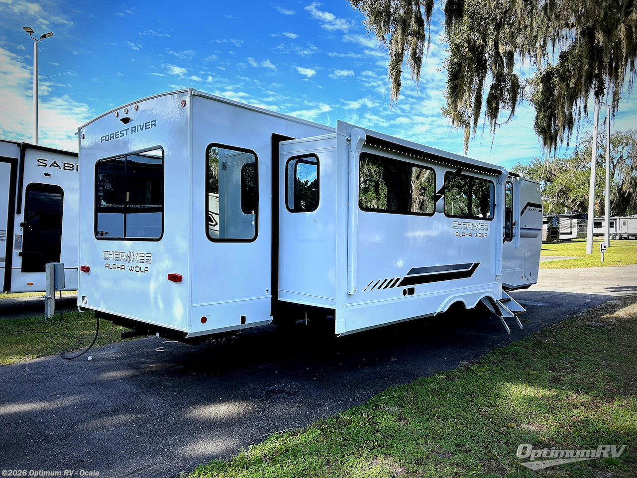 2026 Forest River Cherokee Alpha Wolf 26RL - New Travel Trailer For Sale by Optimum RV - Ocala in Ocala, Florida features Awning, Slideout