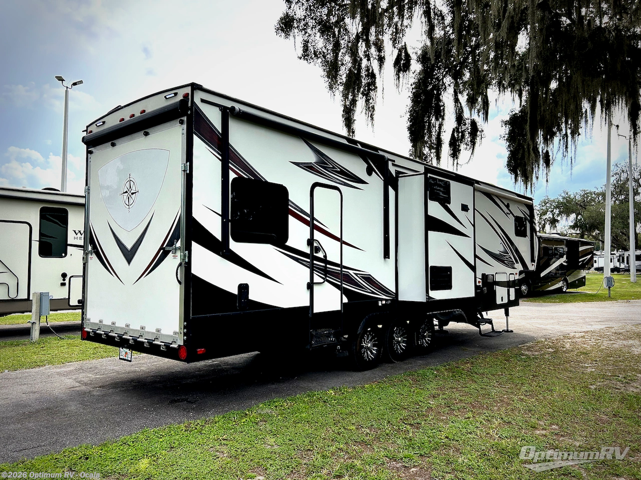 2016 Prime Time Spartan 1234X - Used Fifth Wheel For Sale by Optimum RV - Ocala in Ocala, Florida features Slideout