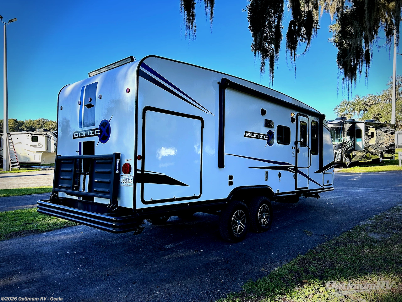 2021 Venture RV Sonic X SN211VDBX - Used Travel Trailer For Sale by Optimum RV - Ocala in Ocala, Florida features Awning, Slideout