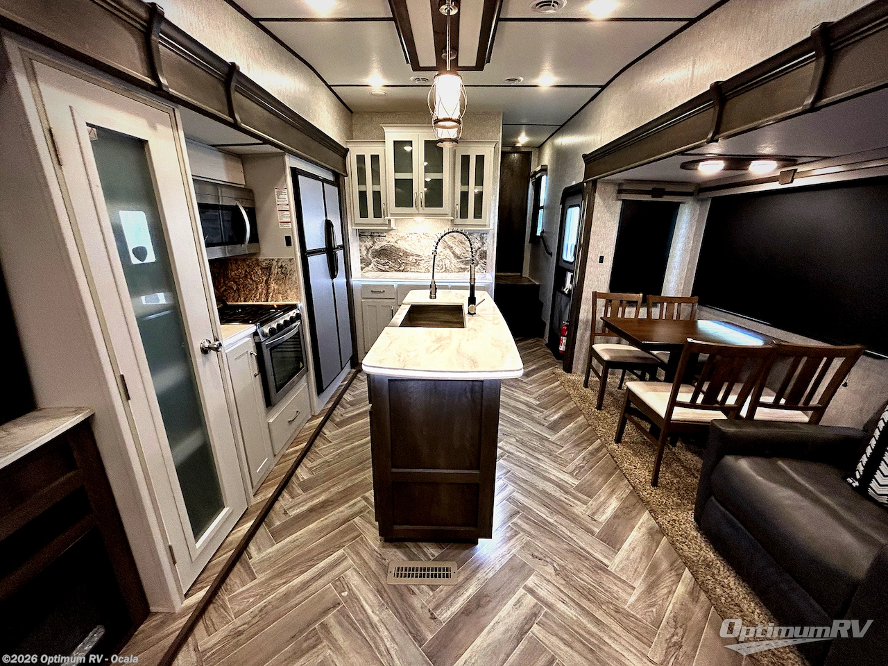 2021 Astoria 3173RLP by Dutchmen from Optimum RV - Ocala in Ocala, Florida