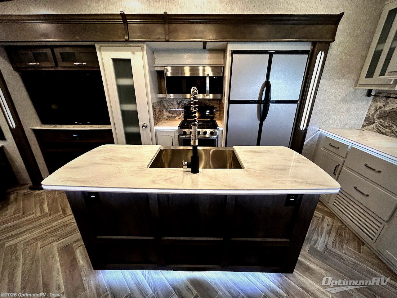 Used 2021 Dutchmen Astoria 3173RLP available in Ocala, Florida