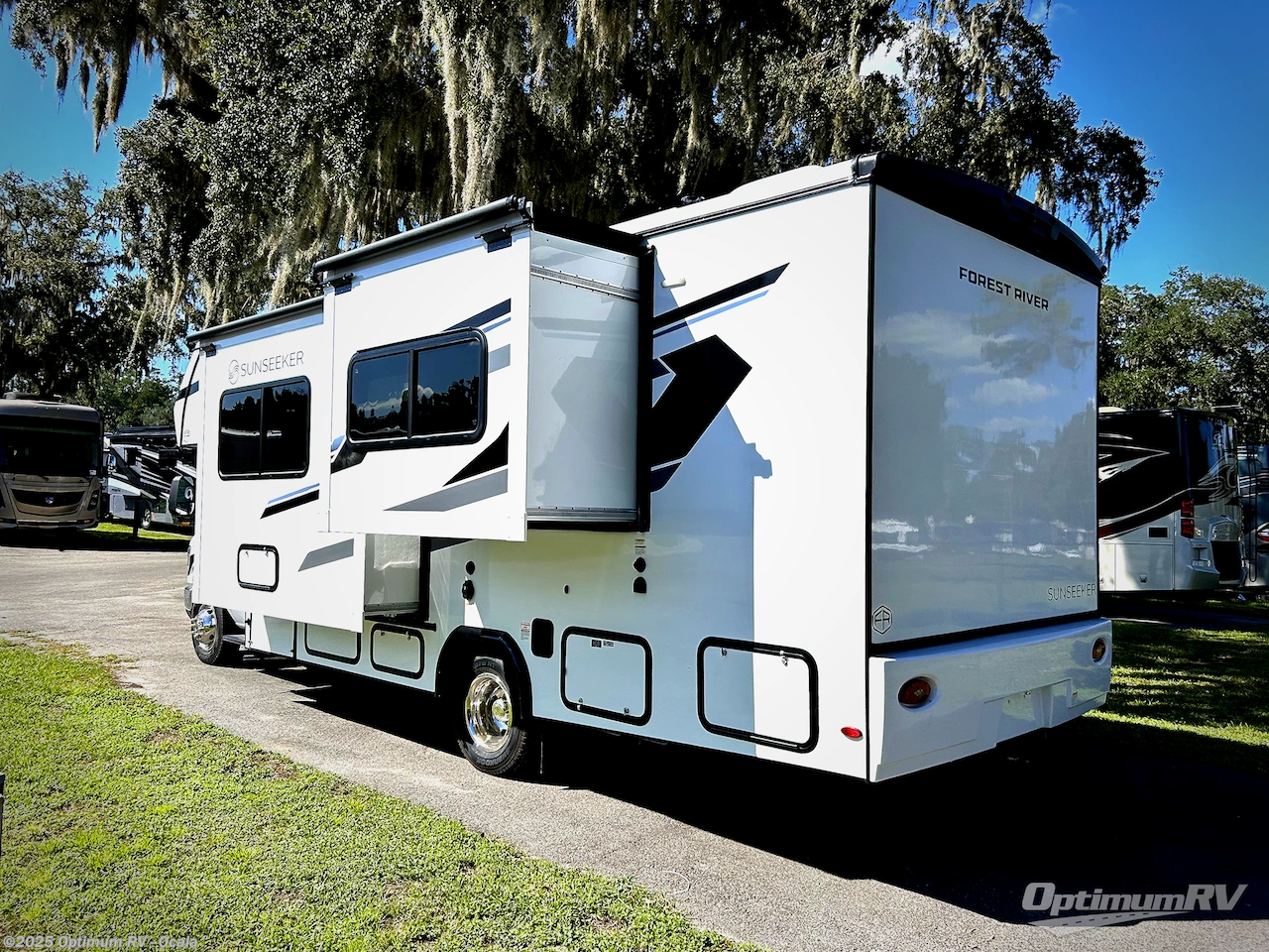 2026 Sunseeker Classic 2440DS by Forest River from Optimum RV - Ocala in Ocala, Florida
