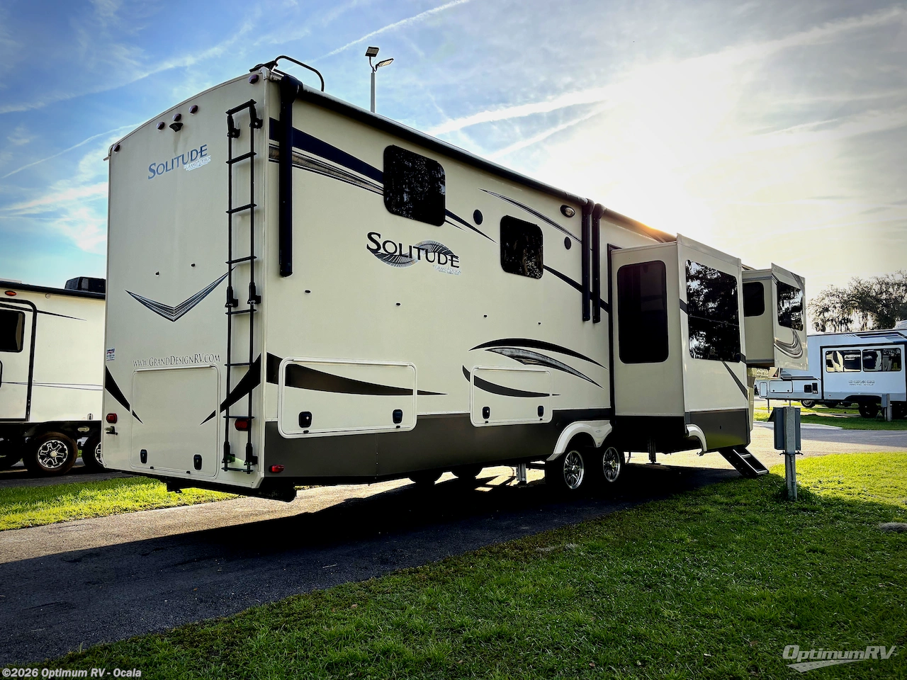 2019 Grand Design Solitude 380FL - Used Fifth Wheel For Sale by Optimum RV - Ocala in Ocala, Florida features Slideout, Awning