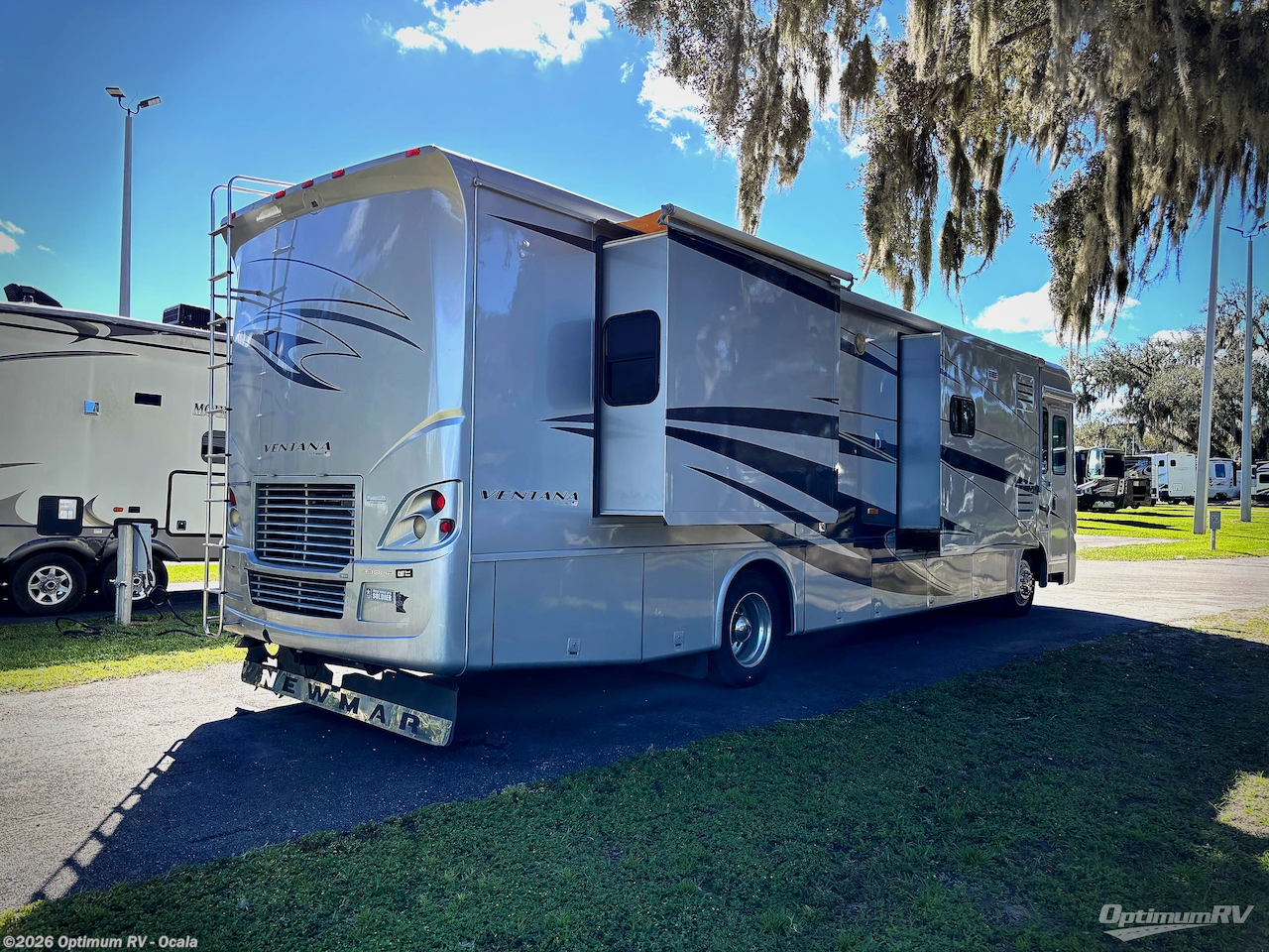 2006 Newmar Ventana 3937 - Used Class A For Sale by Optimum RV - Ocala in Ocala, Florida features Slideout
