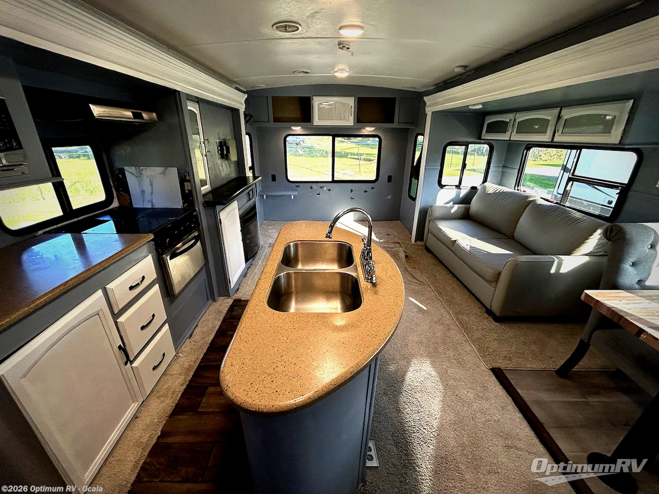 2016 Forest River Salem Hemisphere Lite 272RL - Used Travel Trailer For Sale by Optimum RV - Ocala in Ocala, Florida features Slideout