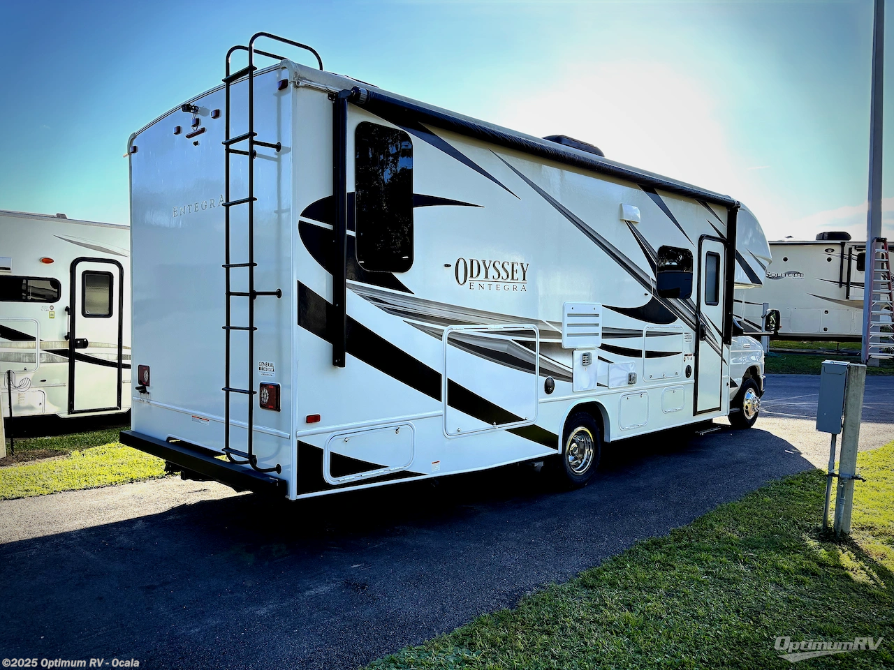 2022 Entegra Coach Odyssey 26M - Used Class C For Sale by Optimum RV - Ocala in Ocala, Florida features Slideout, Awning