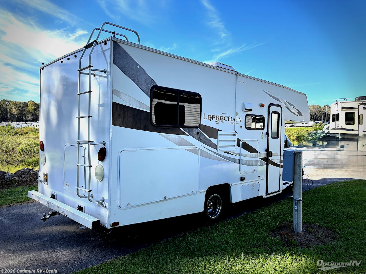 2013 Coachmen Leprechaun 210QB Ford 350 - Used Class C For Sale by Optimum RV - Ocala in Ocala, Florida