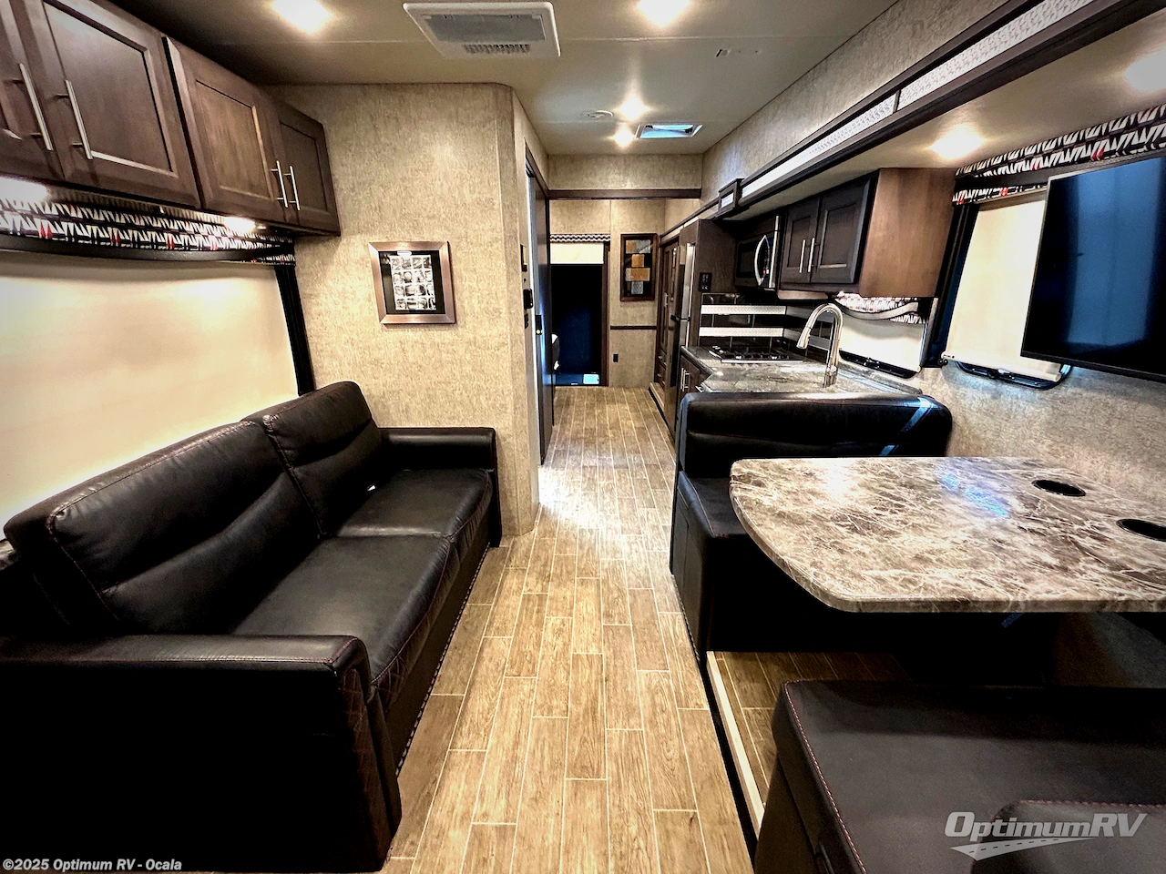 Used 2021 Thor Outlaw 38MB available in Ocala, Florida