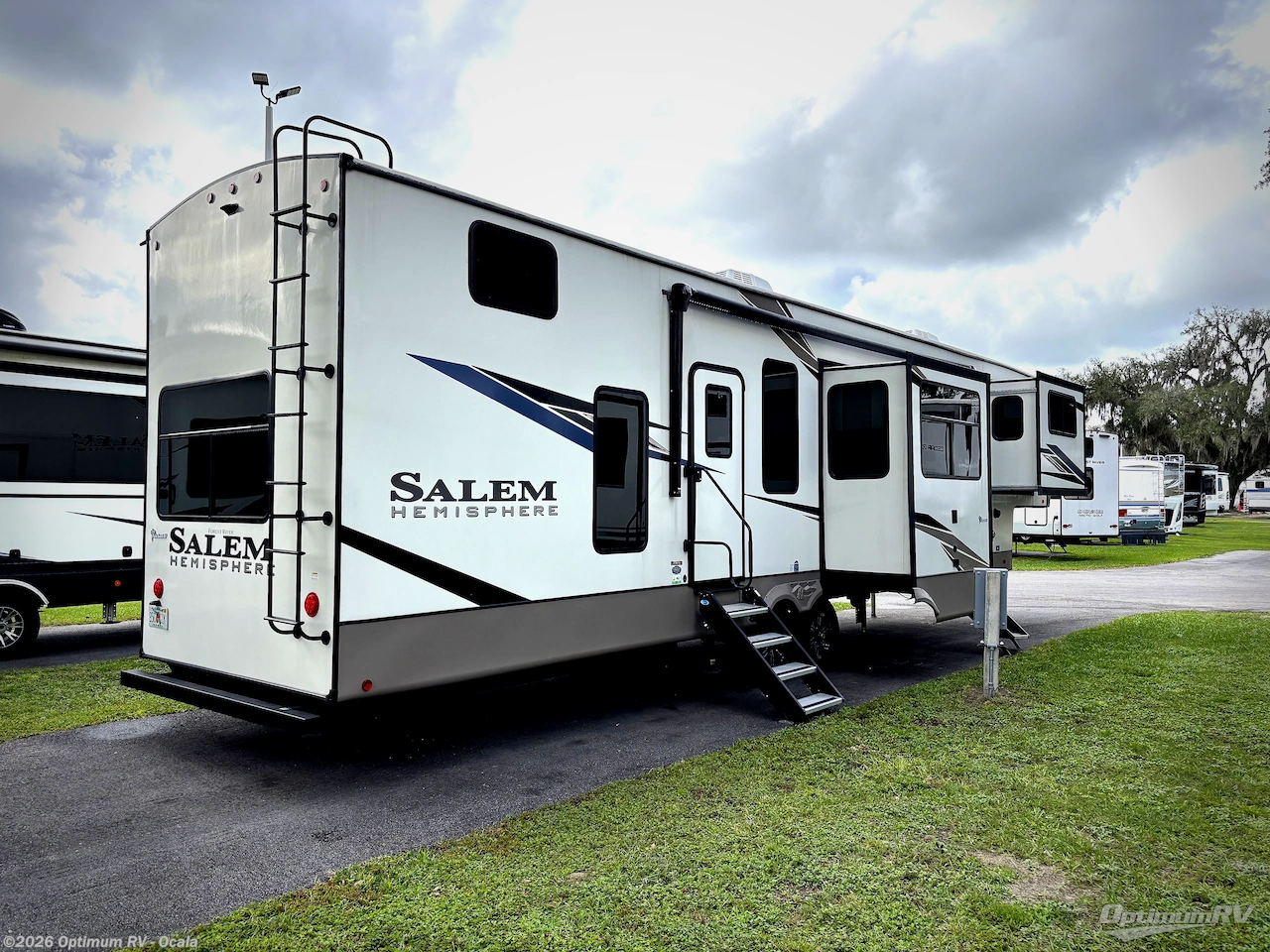 2023 Forest River Salem Hemisphere 378FL - Used Fifth Wheel For Sale by Optimum RV - Ocala in Ocala, Florida features Awning, Slideout