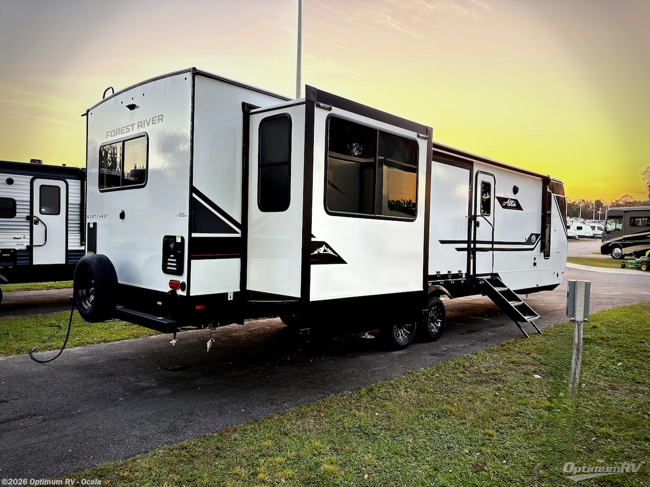 2026 East to West Alta 3175RK - New Travel Trailer For Sale by Optimum RV - Ocala in Ocala, Florida features Awning, Slideout