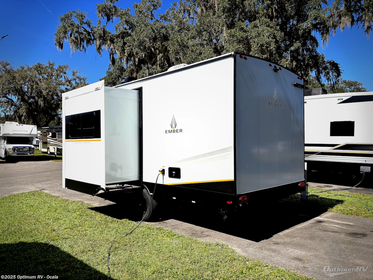 2026 E-Series 19ETS by Ember RV from Optimum RV - Ocala in Ocala, Florida