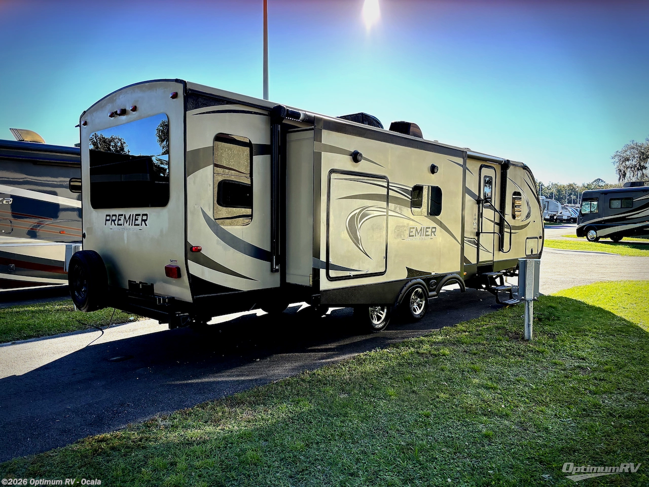 2017 Keystone Premier Ultra Lite 30RIPR - Used Travel Trailer For Sale by Optimum RV - Ocala in Ocala, Florida features Awning, Slideout