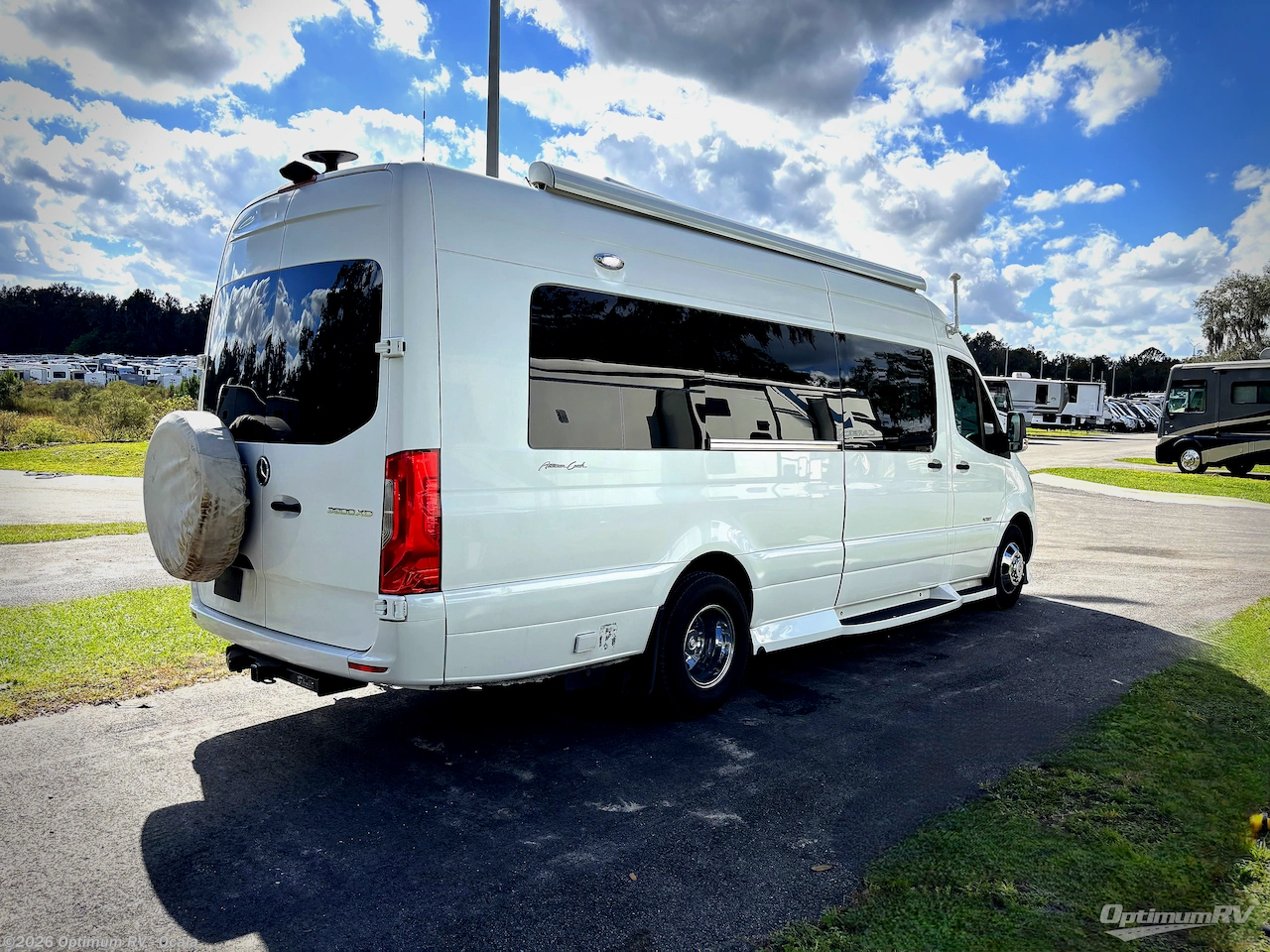 2021 American Coach American Patriot MD2 Lounge - Used Class B For Sale by Optimum RV - Ocala in Ocala, Florida features Awning