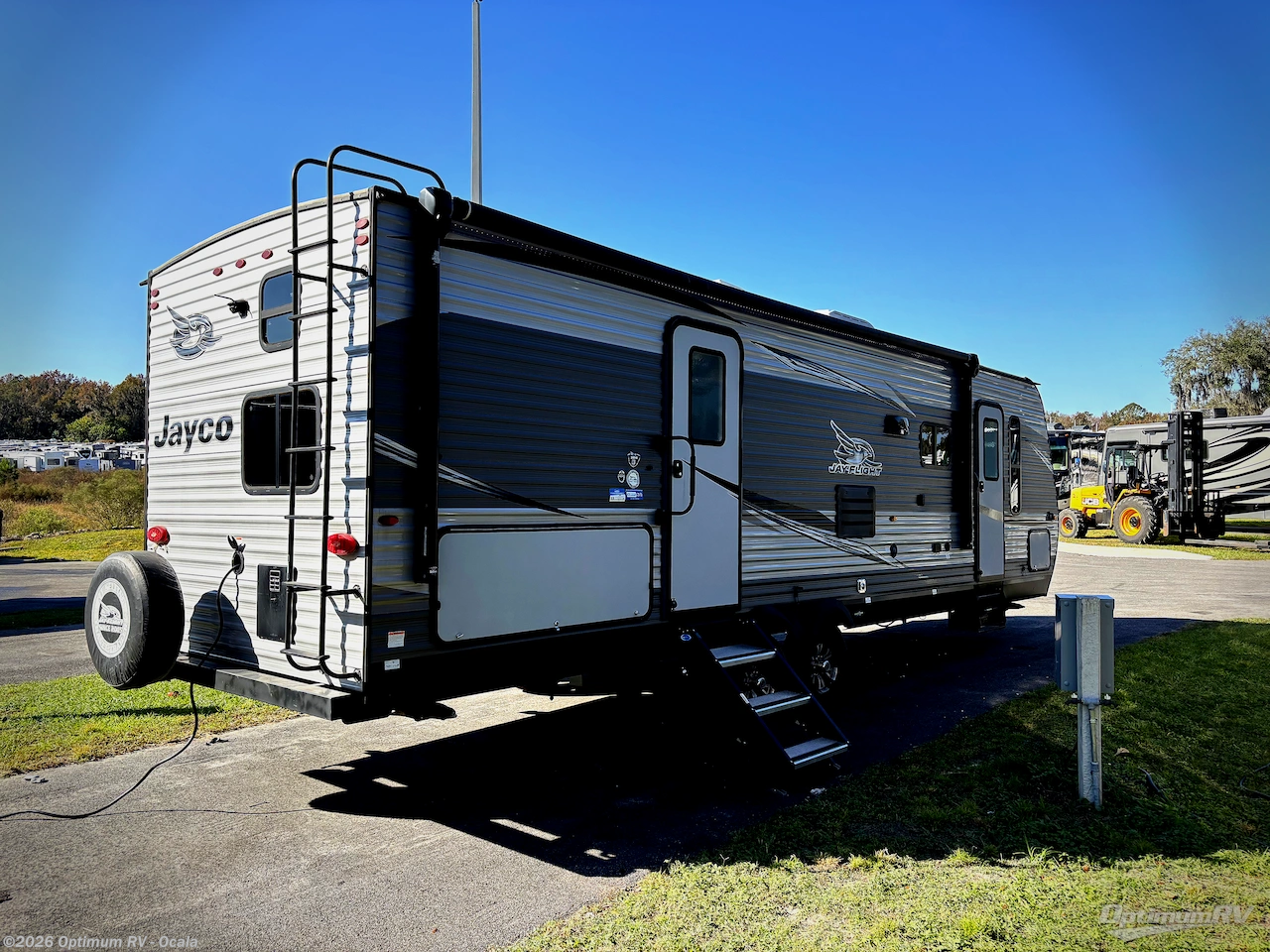 2021 Jayco Jay Flight 28BHS - Used Travel Trailer For Sale by Optimum RV - Ocala in Ocala, Florida features Awning, Slideout