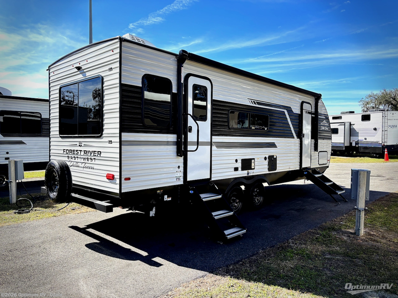 2026 East to West Della Terra 251RD - New Travel Trailer For Sale by Optimum RV - Ocala in Ocala, Florida features Awning, Slideout
