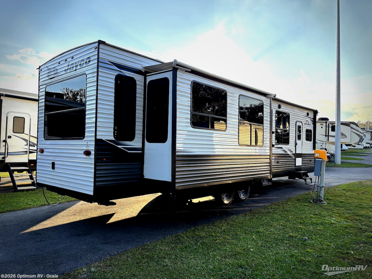2024 Jayco Jay Flight Bungalow 40RLTS - Used Travel Trailer For Sale by Optimum RV - Ocala in Ocala, Florida features Slideout, Awning