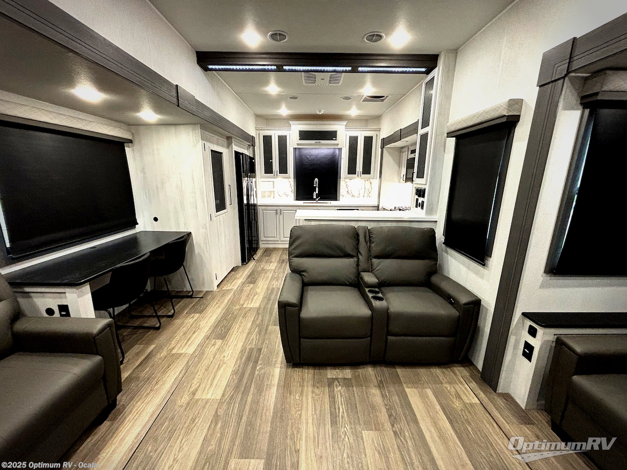 New 2026 East to West Ahara 395FB available in Ocala, Florida