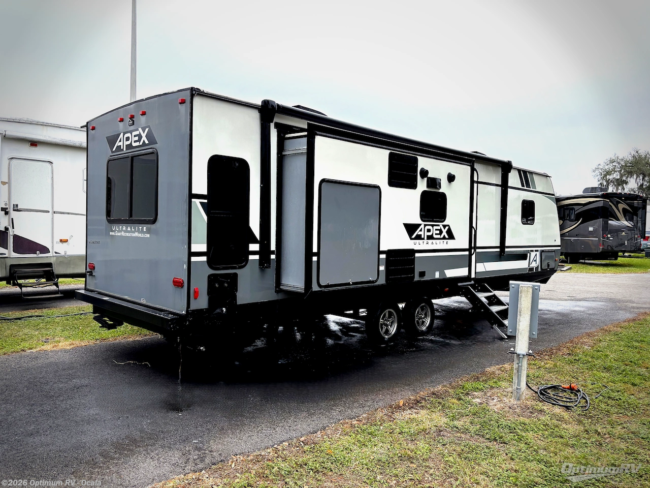 2021 Coachmen Apex Ultra-Lite 293RLDS - Used Travel Trailer For Sale by Optimum RV - Ocala in Ocala, Florida features Slideout, Awning