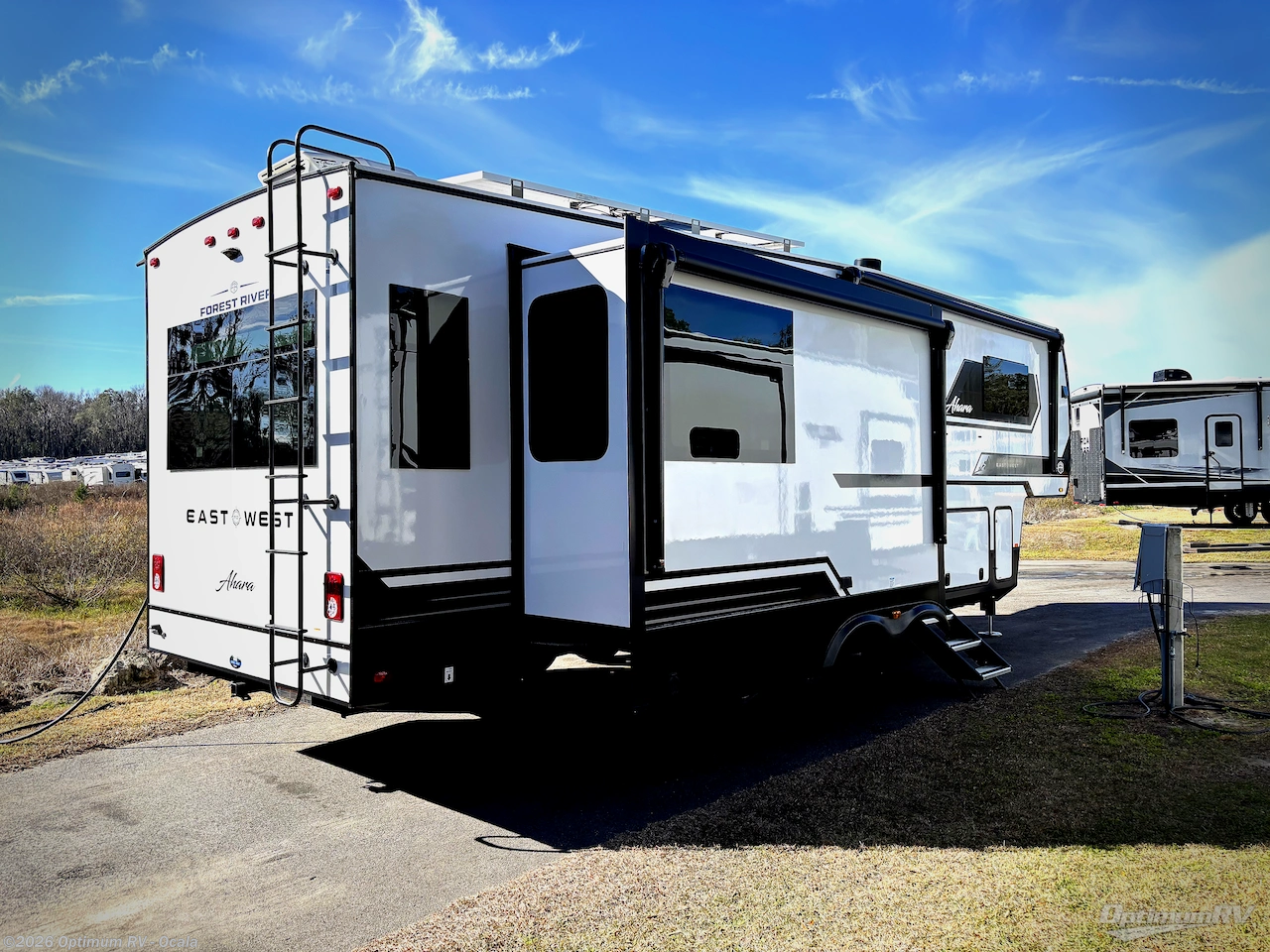 2026 East to West Ahara 297MK - New Fifth Wheel For Sale by Optimum RV - Ocala in Ocala, Florida