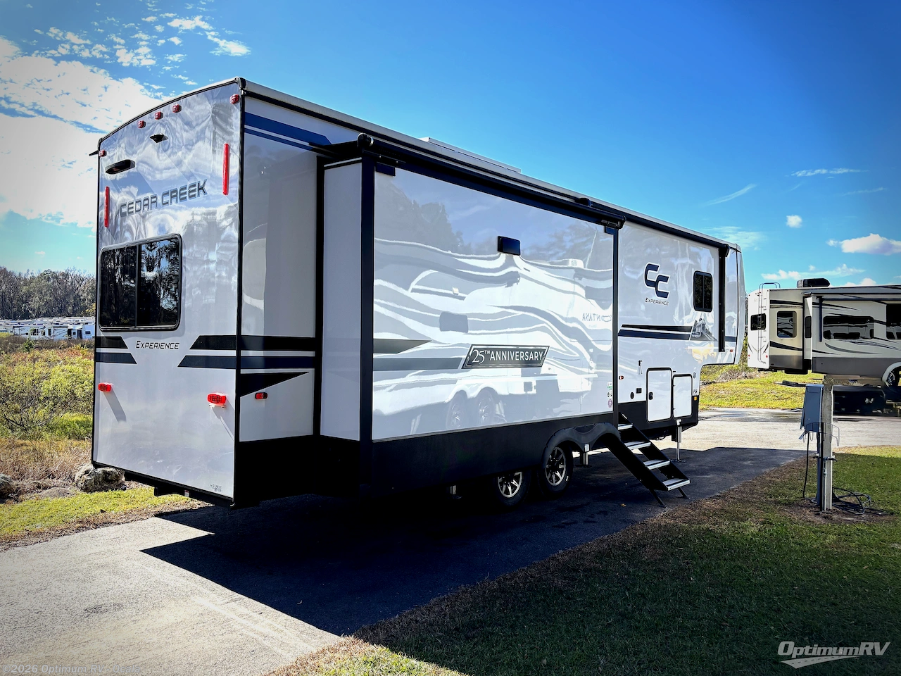 2024 Forest River Cedar Creek Experience 3125RD - Used Fifth Wheel For Sale by Optimum RV - Ocala in Ocala, Florida features Awning, Slideout