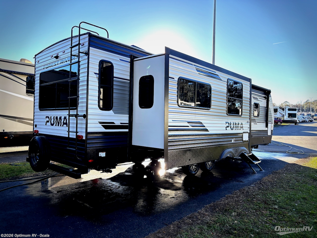 2026 Forest River Puma 31RLQS - New Travel Trailer For Sale by Optimum RV - Ocala in Ocala, Florida features Slideout, Awning