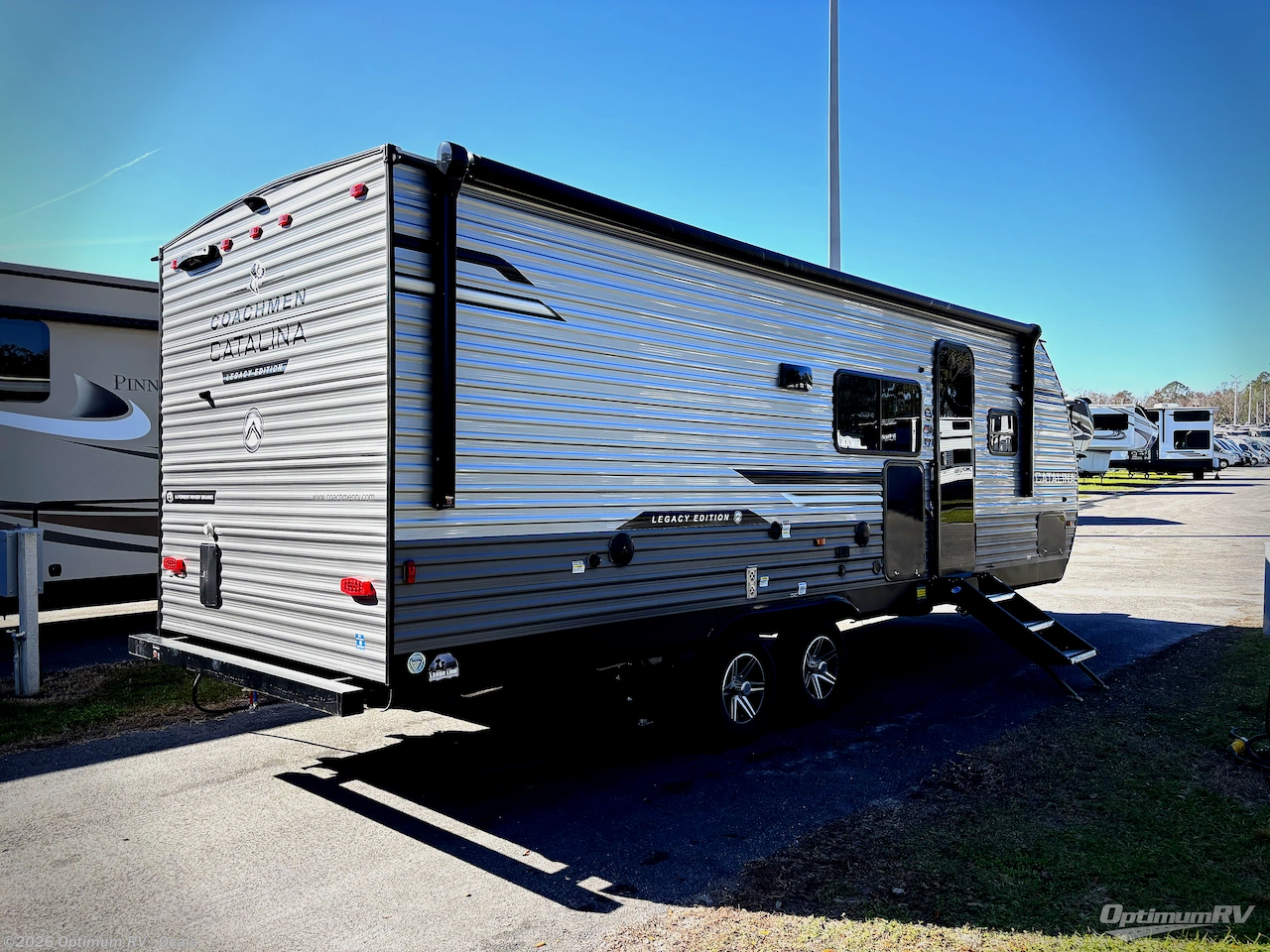 2026 Coachmen Catalina Legacy Edition 243RBS - New Travel Trailer For Sale by Optimum RV - Ocala in Ocala, Florida features Awning, Slideout