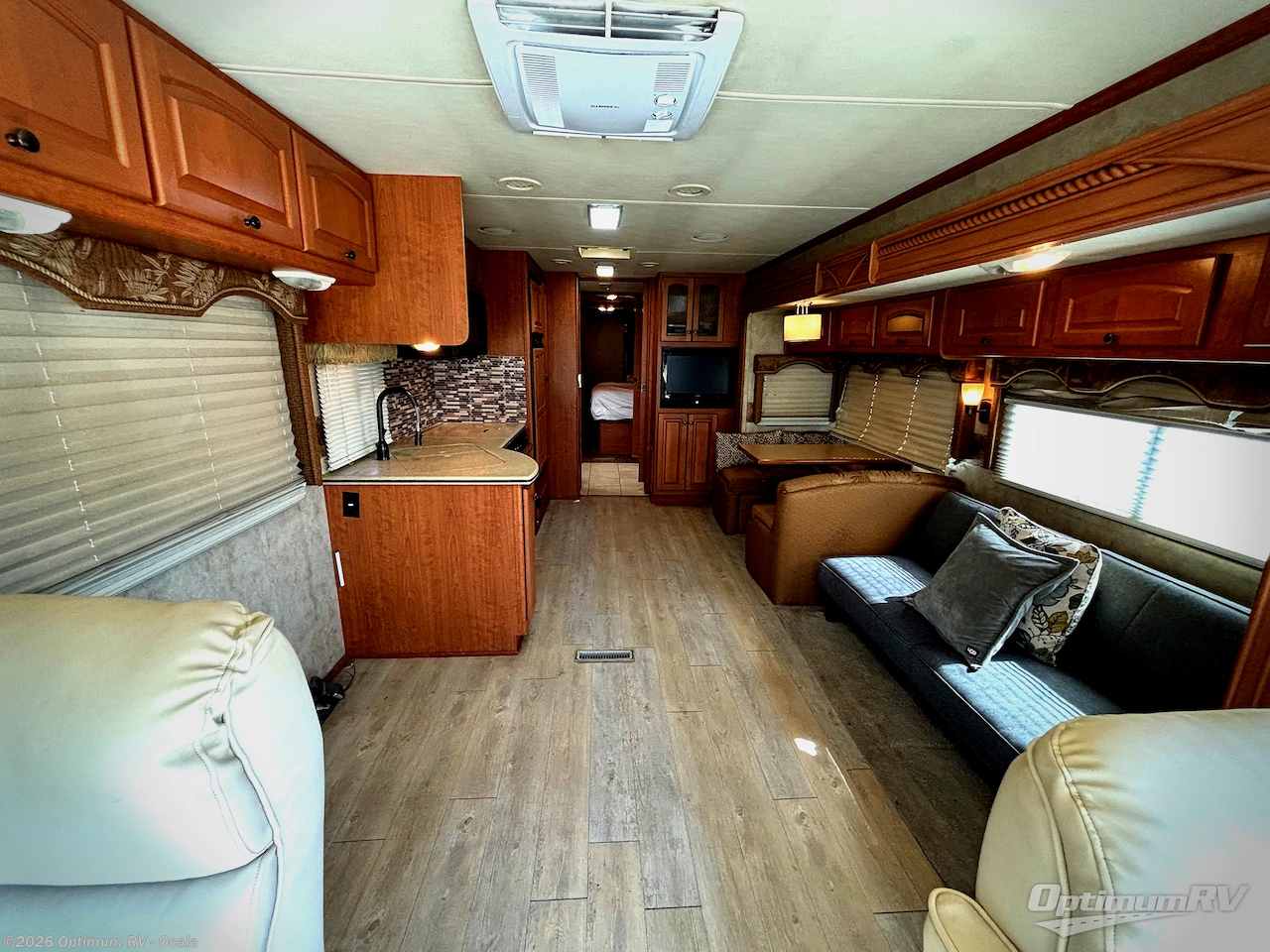 Used 2008 Damon Astoria Pacific Edition 3772 available in Ocala, Florida