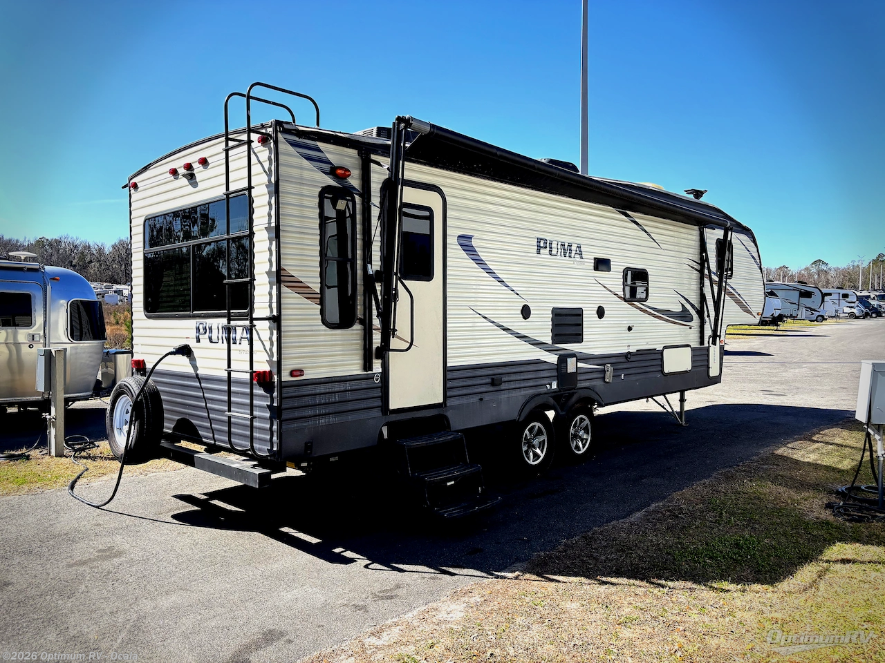 2017 Palomino Puma 297RLSS - Used Fifth Wheel For Sale by Optimum RV - Ocala in Ocala, Florida features Slideout