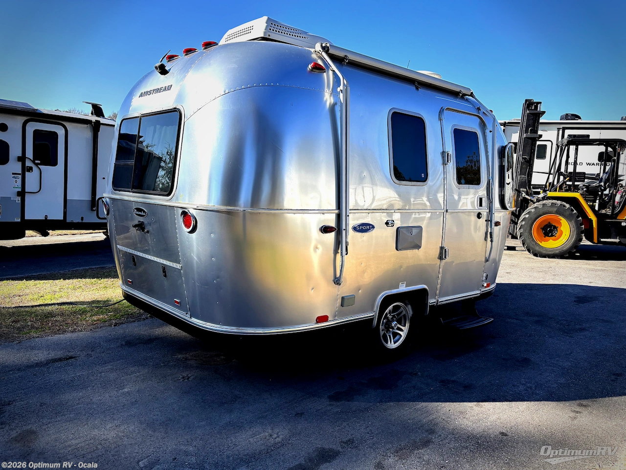 2018 Airstream Sport 16RB - Used Travel Trailer For Sale by Optimum RV - Ocala in Ocala, Florida features Awning