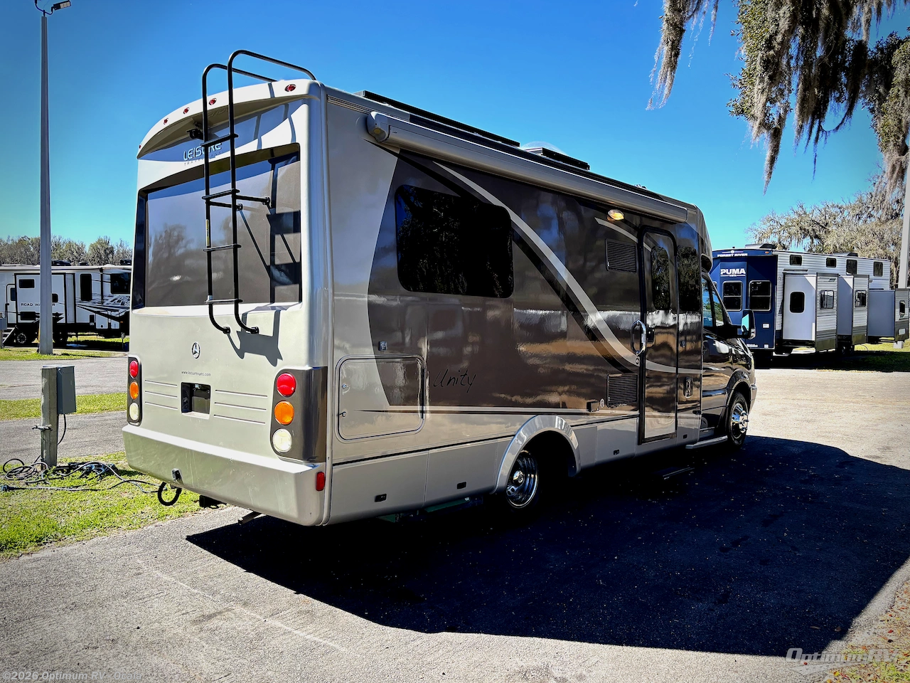2013 Leisure Travel Unity U24TB - Used Class B For Sale by Optimum RV - Ocala in Ocala, Florida