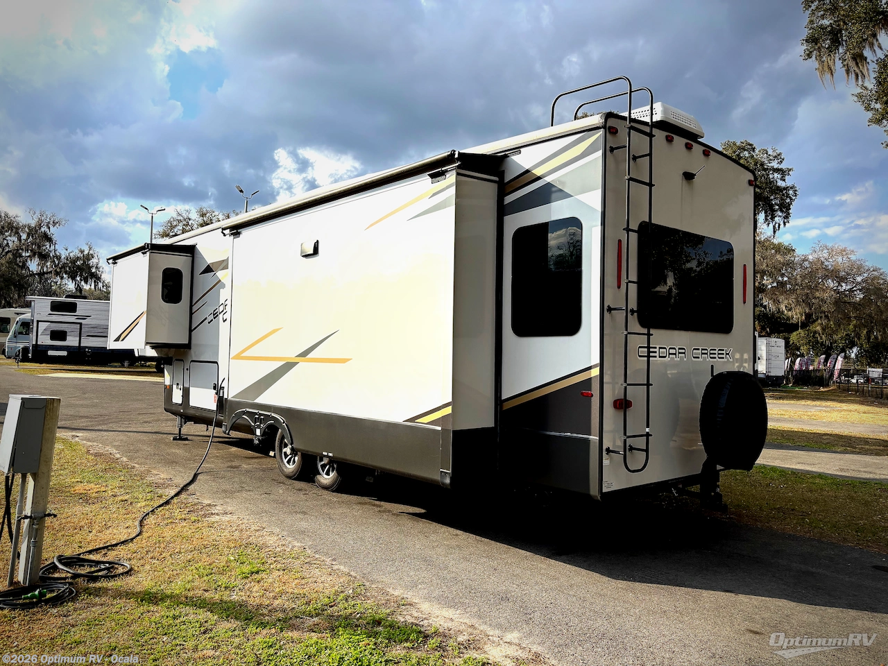 2022 Cedar Creek 345IK by Forest River from Optimum RV - Ocala in Ocala, Florida